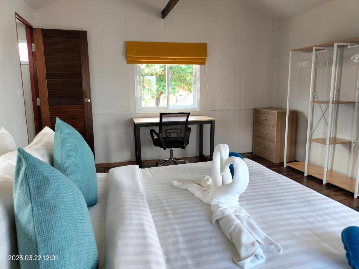 Sand Terrace Beach Bungalows Baan Tai Exterior photo