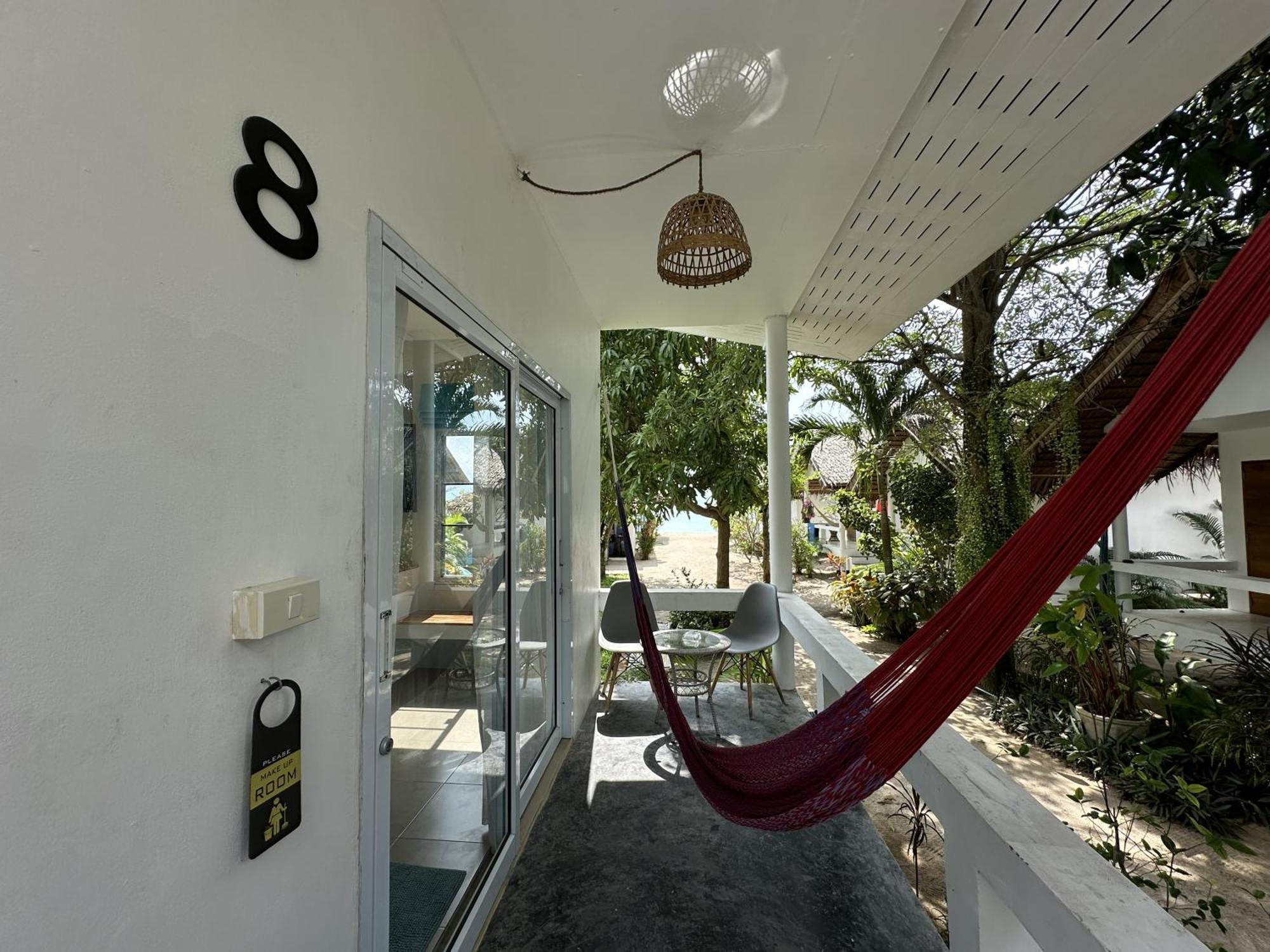 Sand Terrace Beach Bungalows Baan Tai Room photo